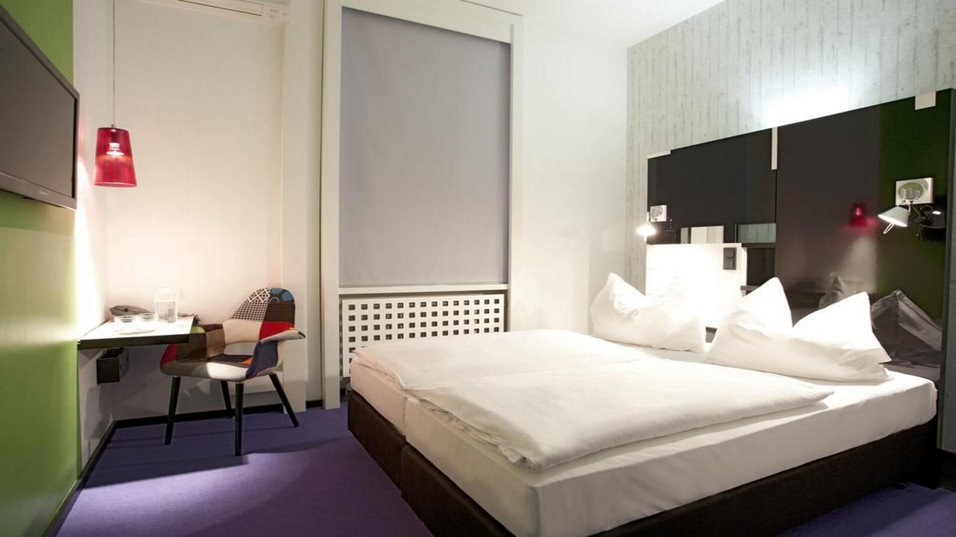 Hotels In Frankfurt Germany Near Train Station hotelcristall.com